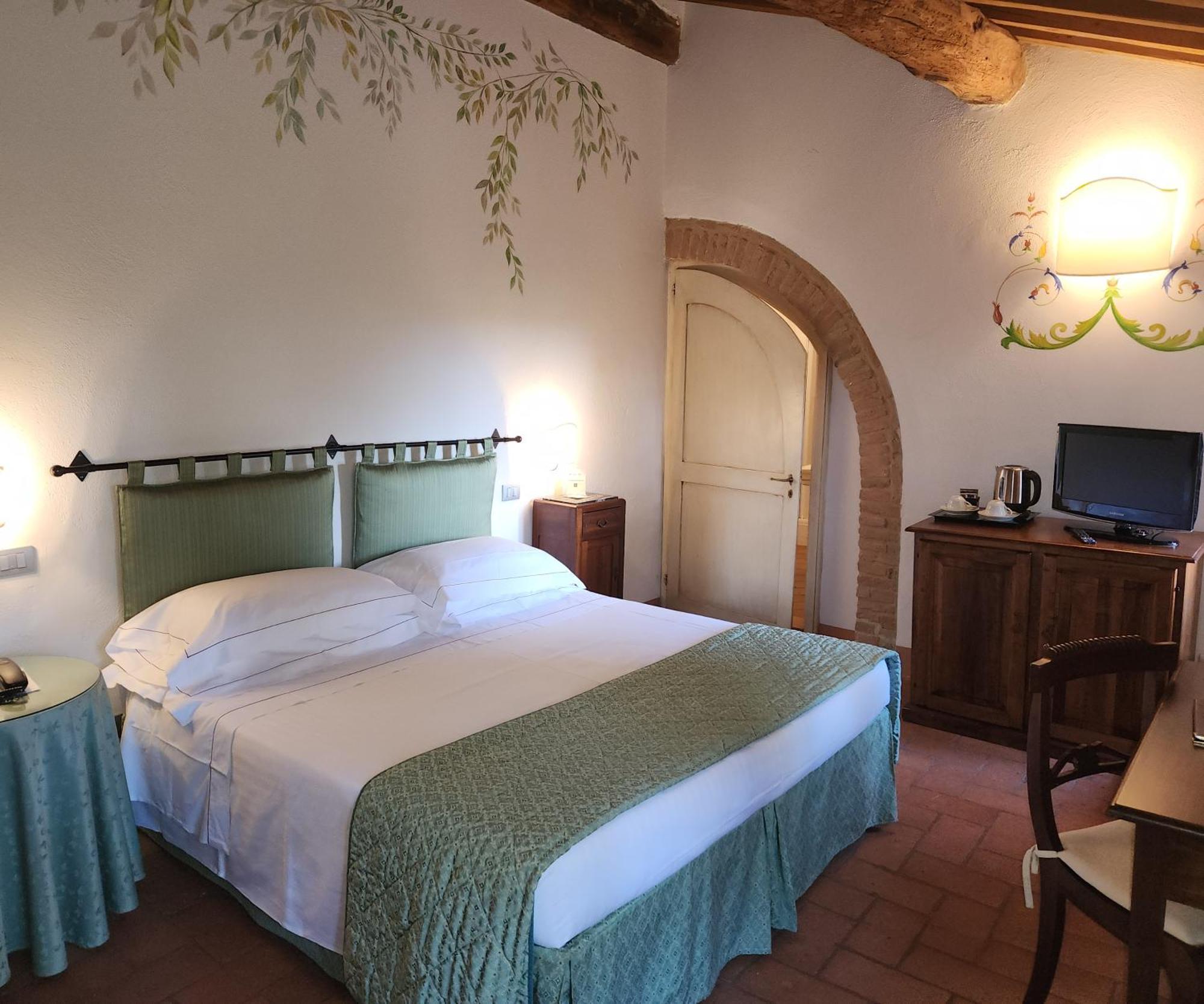 Villa Curina Resort Castelnuovo Berardenga Exterior foto